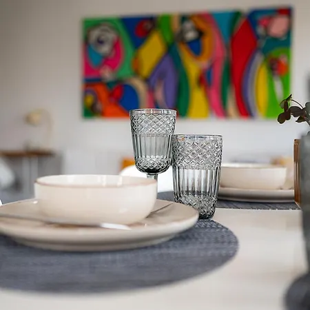 Apartment Mall Of - Urbanlux Ampla 2bdr Free Parking *