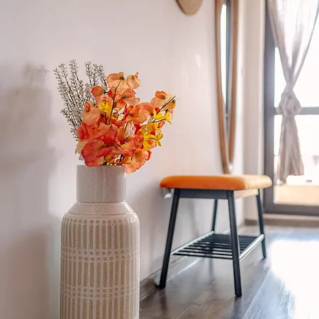 Apartment Mall Of - Urbanlux Ampla 2bdr Free Parking