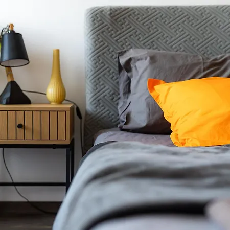 Appartement Mall Of - Urbanlux Ampla 2bdr Free Parking